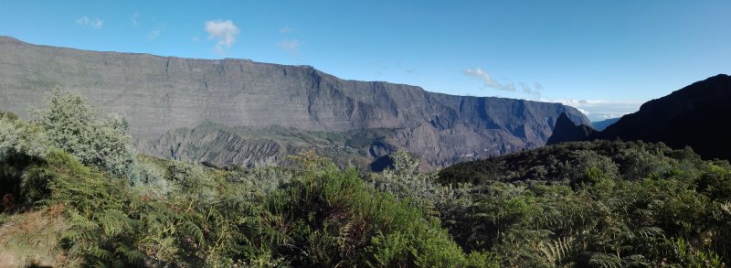 Vysoká skalná stena