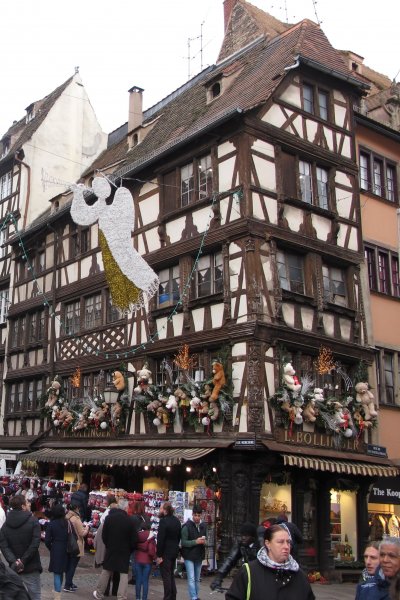 Výzdoba z plyšových macov 2